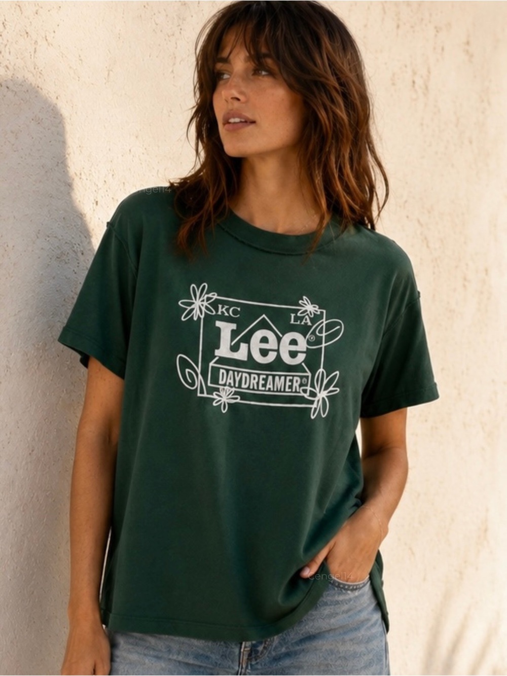 Daydreamer x Lee Doodles Reverse Girlfriend Tee Pine Green L NWT